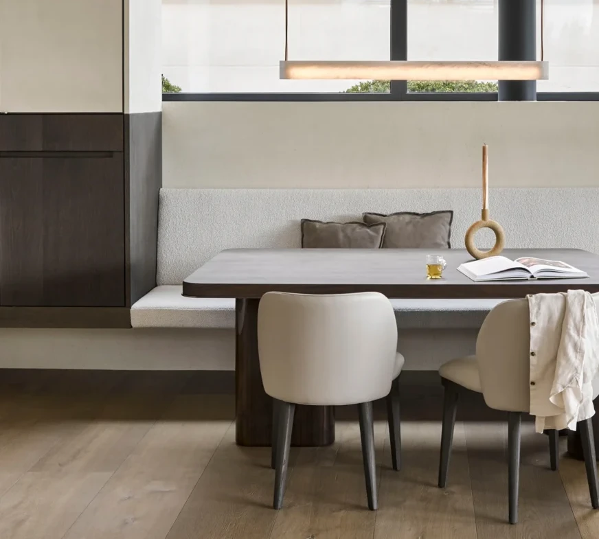 Interior detail 2 — crop of the original Bernd Gruber photograph